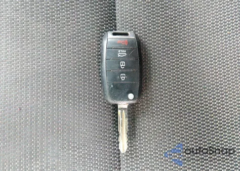 2018 Kia Forte Lx из США, поврежденный, VIN 3KPFK4A74JE242399